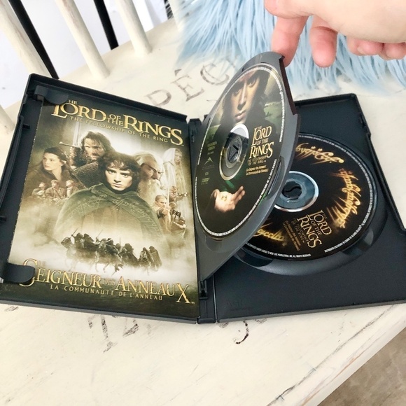 Lord of the Rings, The Motion Picture Trilogy 3 DVD Box Set, 6 Discs, Widescreen - Picture 9 of 12
